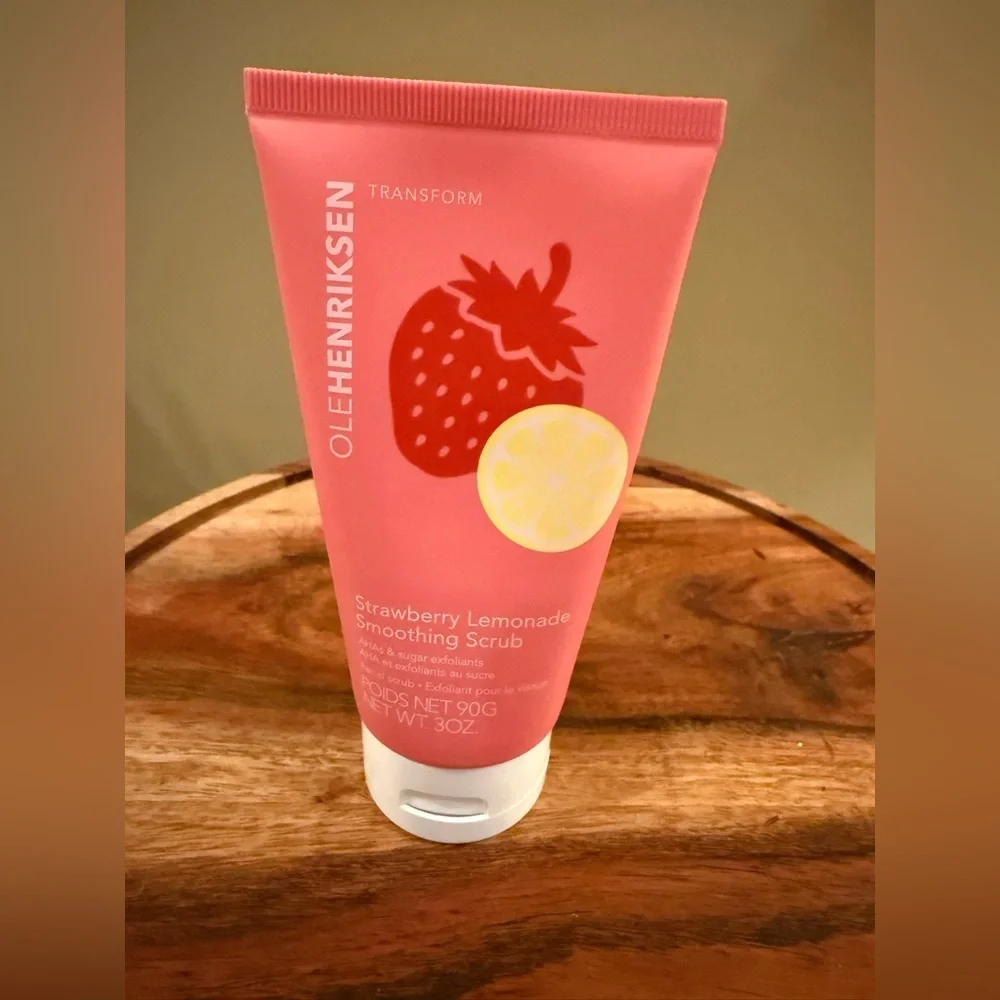 OLEHENRIKSEN Strawberry Lemonade Smoothing Scrub‎ 3.0 oz  New Full Size